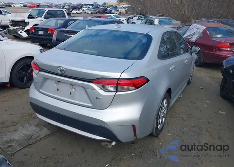 2021 Toyota Corolla Le z USA, uszkodzony, nr VIN 5YFEPMAE2MP222926
